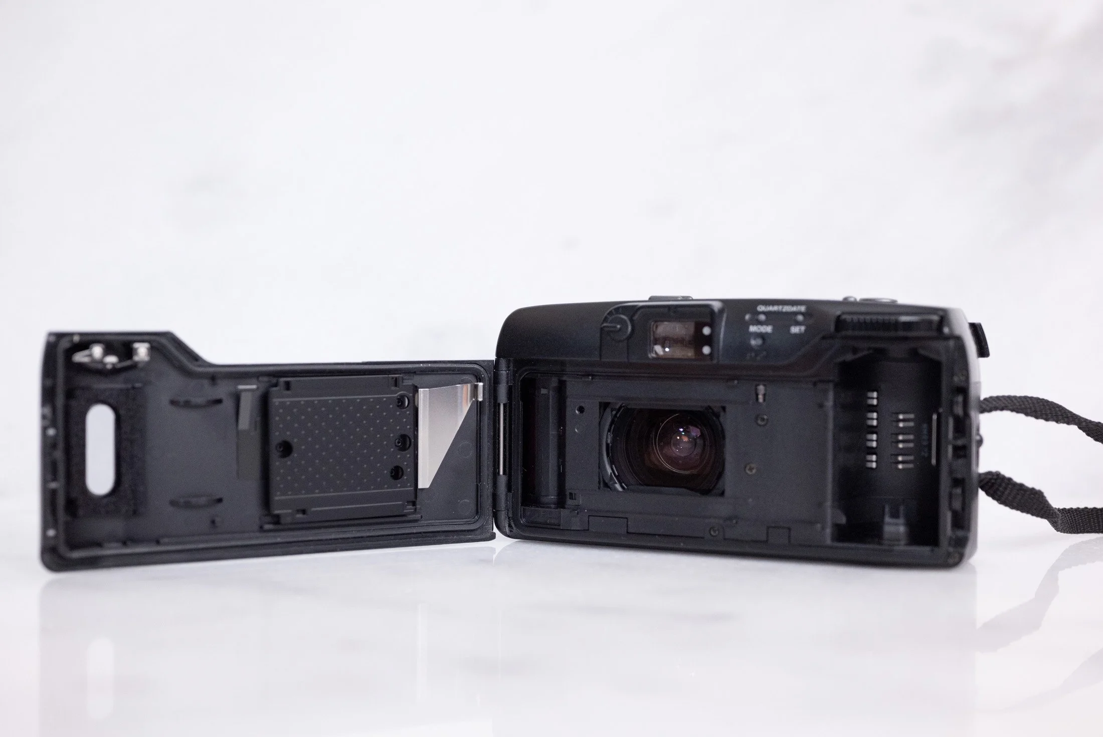 Olympus Superzoom 120 Point and Shoot 35mm Film Camera - Excellent